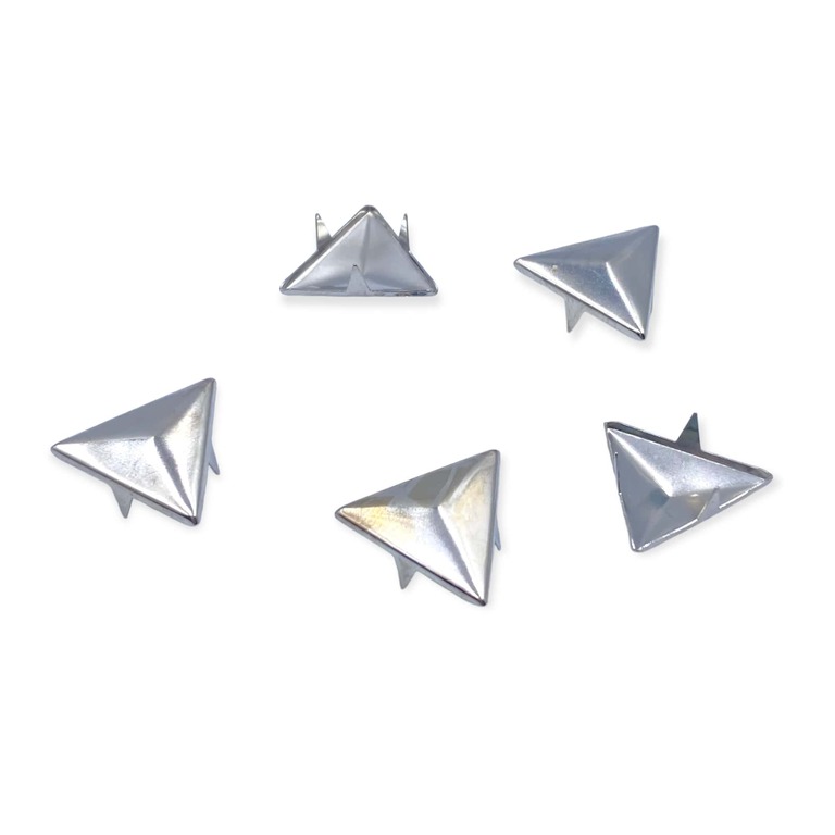 Ćwieki metalowe srebrne trójkąty