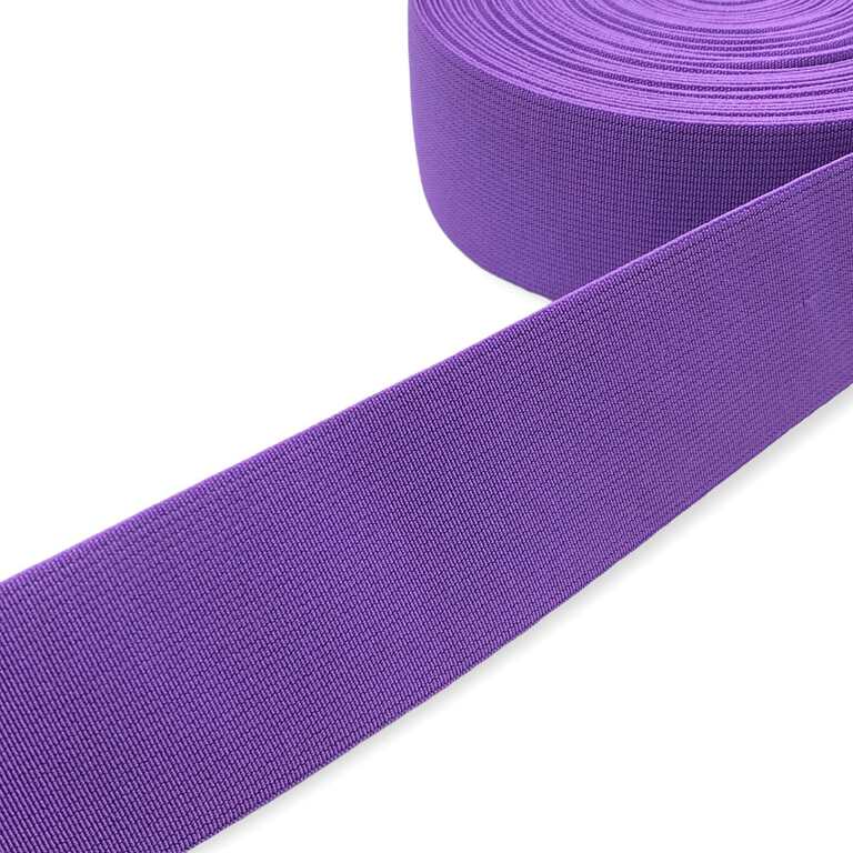 Tkana guma odzieżowa - twarda taśma elastyczna w kolorze fioletowym.