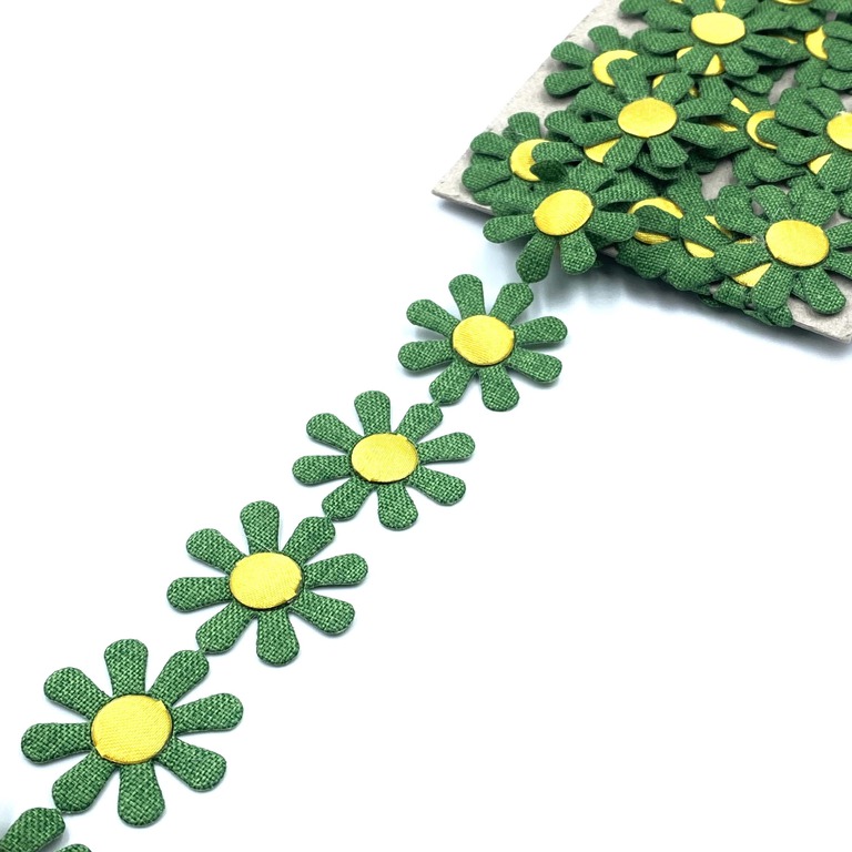 Aplikacja na taśmie zielone kwiaty 3cm (1)