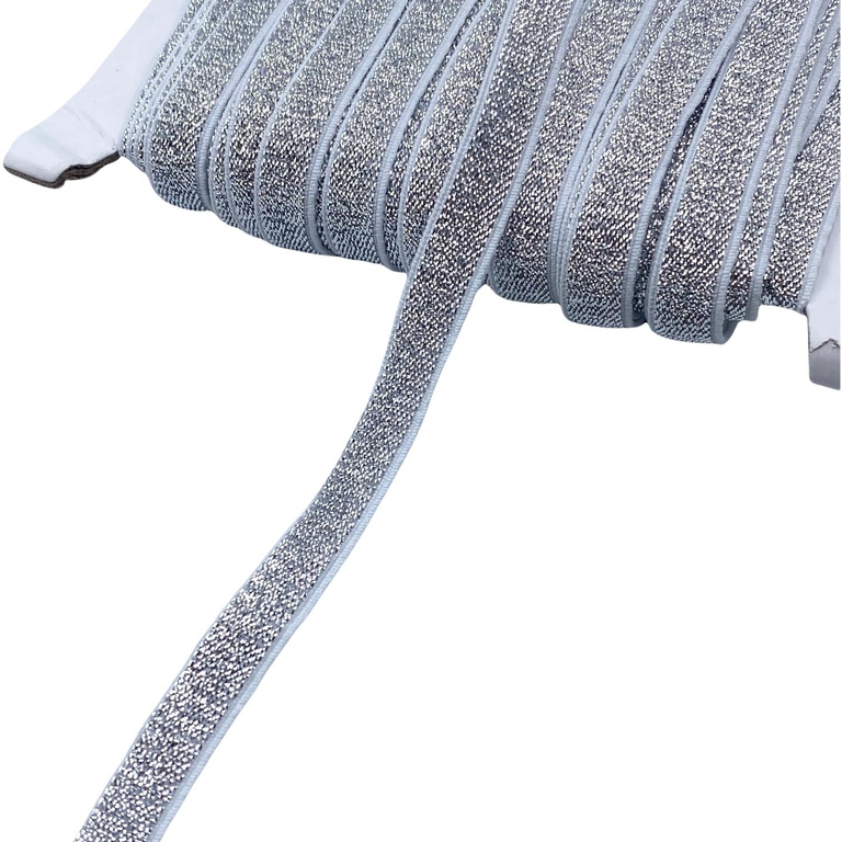 Guma ramiączkowa brokatowa w kolorze srebrnym
